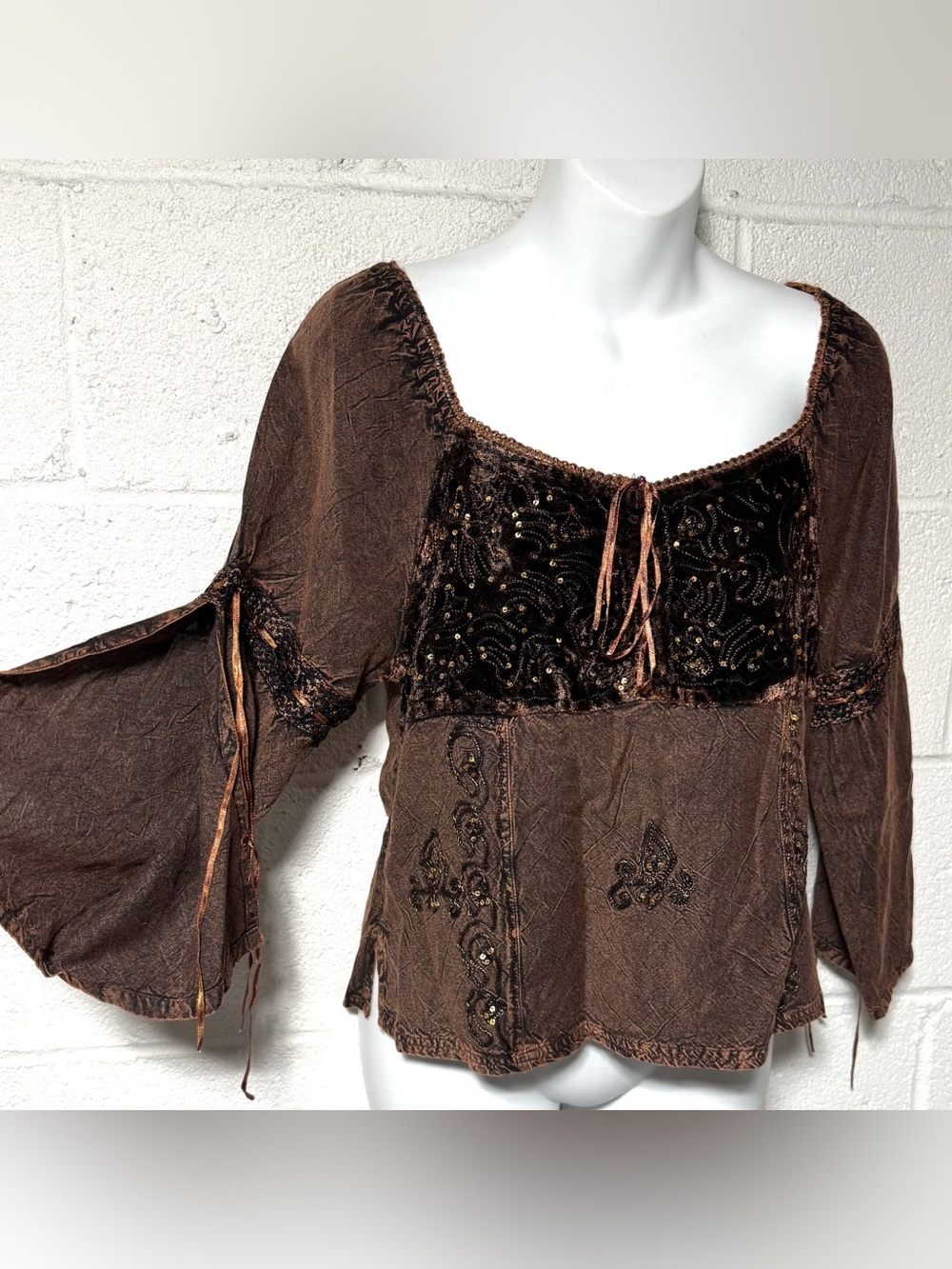 NWT Soho Brown Velvet Burnout Bell Sleeve Top Boho Renaissance Whimsigoth READ